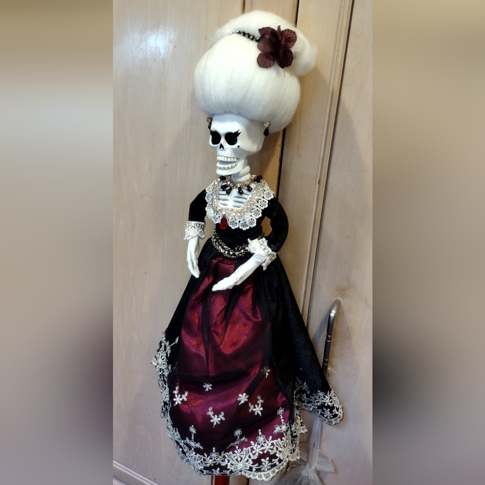 2019 Victorian Ghost Bride Day Of The Dead "Catrina" Doll - Picture 4 of 17